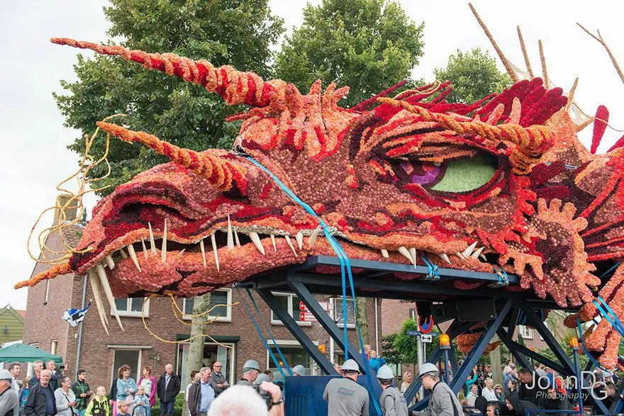 flower-sculpture-parade-corso-zundert-2016-netherlands-42