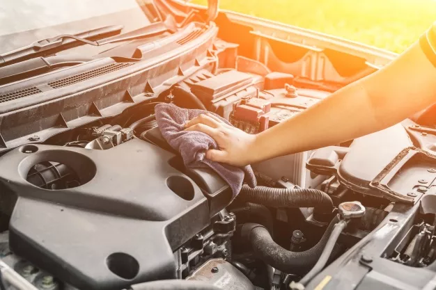 hand-cleaning-engine_1088-643-49c84540
