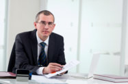 lawyer2-f82e6004