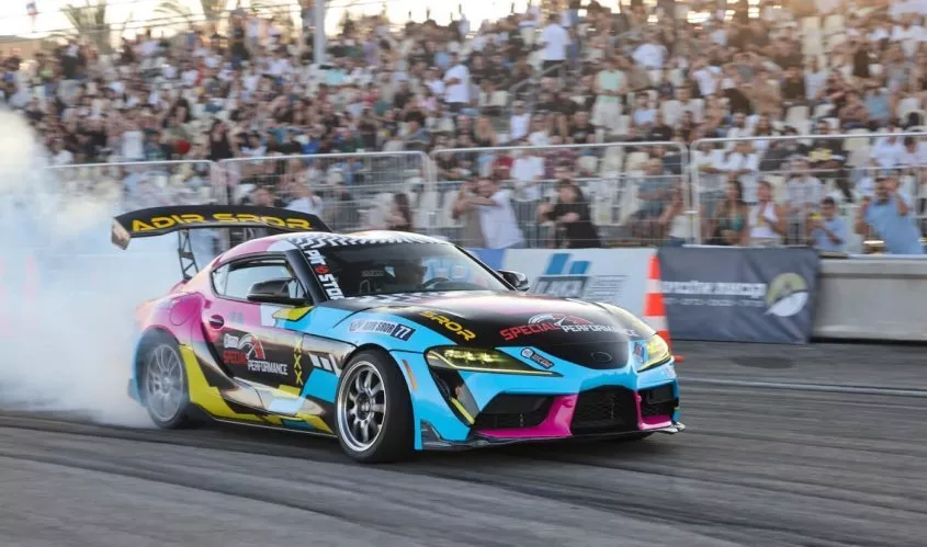 מרוץ דריפט חולון. צילום: רונן טופלברג ויובל לוי