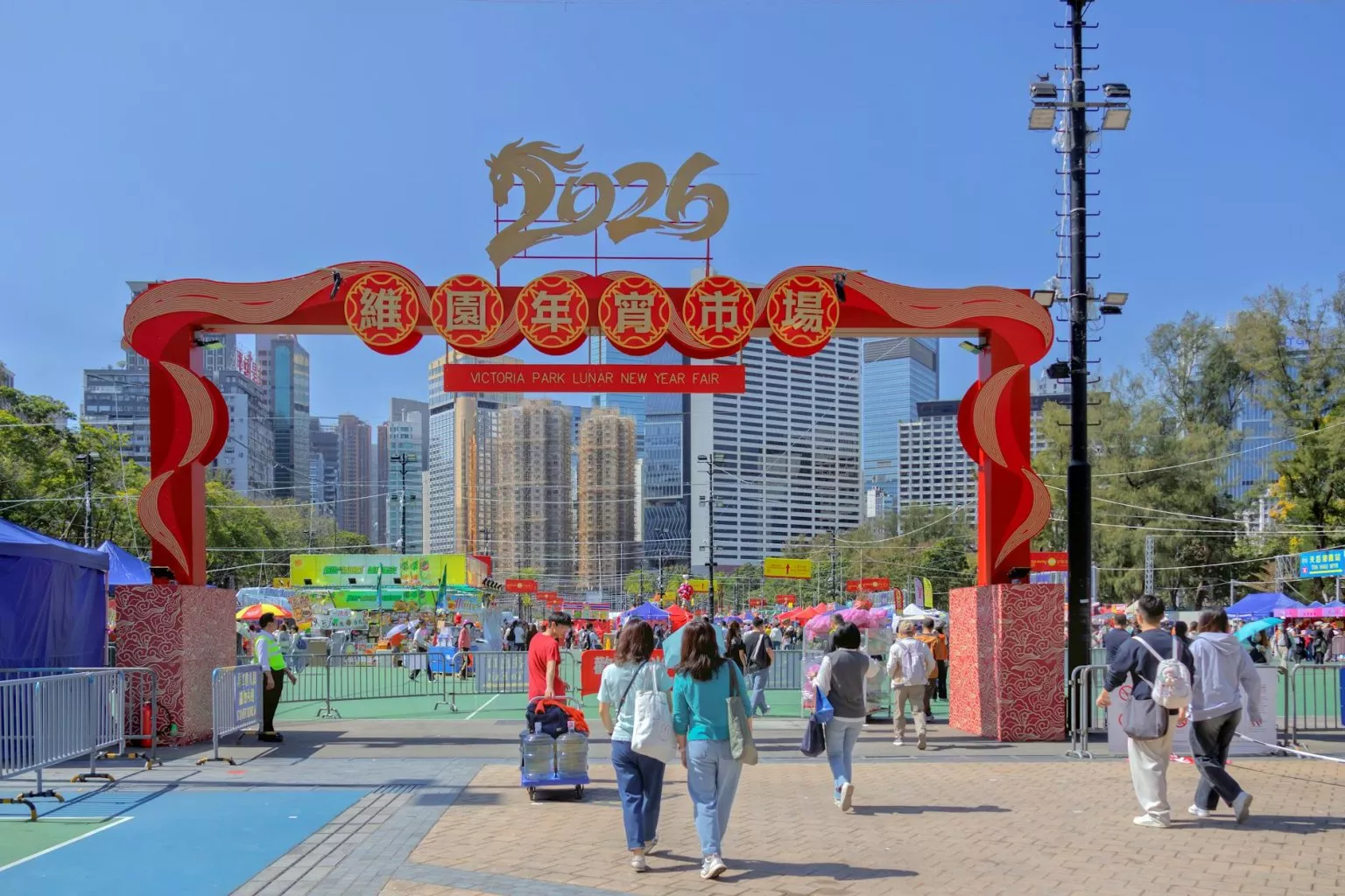 החנות הפיזית מתה? למה 2026 היא השנה לעבור למכירות בדיגיטל