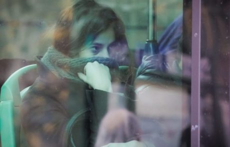 ההסבר המצמרר: שלוש סיבות מדוע לרוב לנשים יותר קר מלגברים במשרד